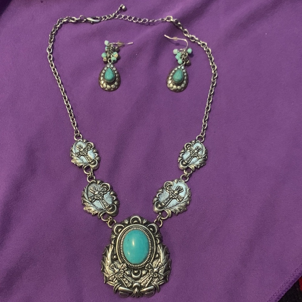 Vintage Turquoise and Silver Necklace and Earring Set